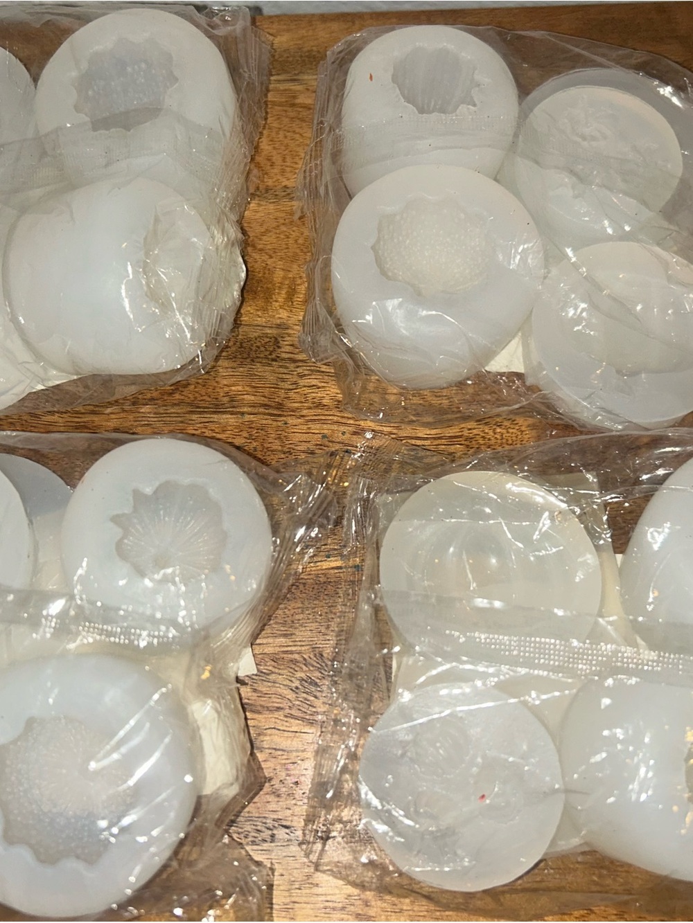 Holiday White Silicone Mold Set - Floral Cavity Shape